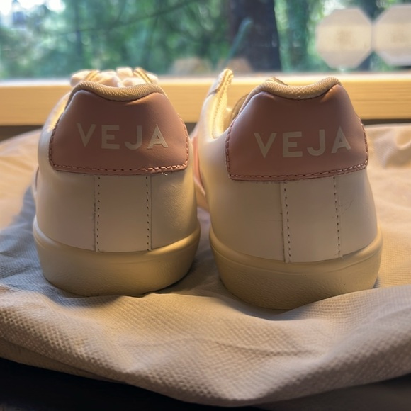 VEJA Esplar Leather Sneaker - Picture 5 of 6